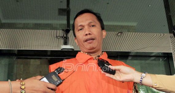 KPK Periksa Wakil Ketua DPRD Sumut Sigit Pramono Asri - JPNN.com