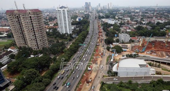 MRT Molor dari Target - JPNN.com