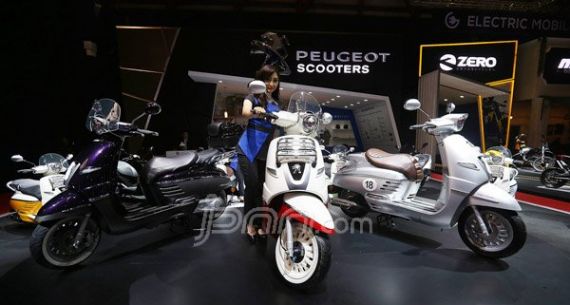 IIMS 2016: Scooters - JPNN.com