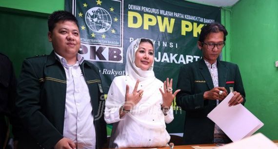 Bakal Calon Gubernur DKI Jakarta Hasnaeni - JPNN.com