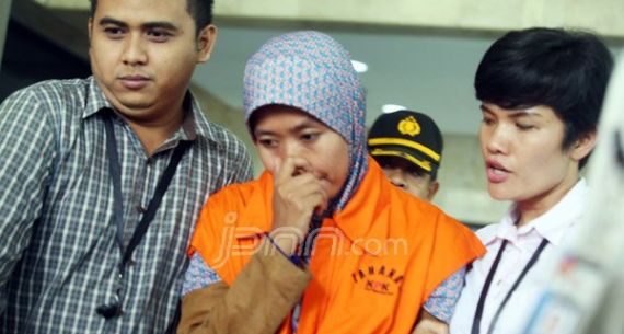 KPK Garap Jaksa Penuntut Kejati Jabar Deviyanti Rochaeni - JPNN.com