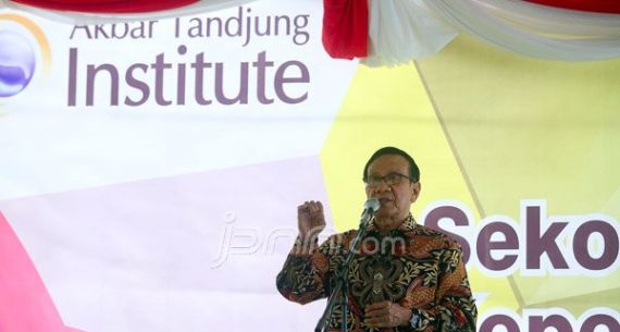 Launching Program Sekolah Kepemimpinan Politik Bangsa Akbar Tanjung Institute - JPNN.com