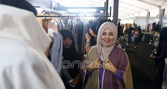 Muslim Fashion Festival Indonesia 2016 Diserbu Warga - JPNN.com