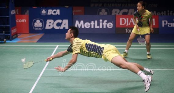 Ganda campuran Tiongkok Xu Chen dan MA Jin Juara BCA Indonesia Open Super Series Premier 2016 - JPNN.com