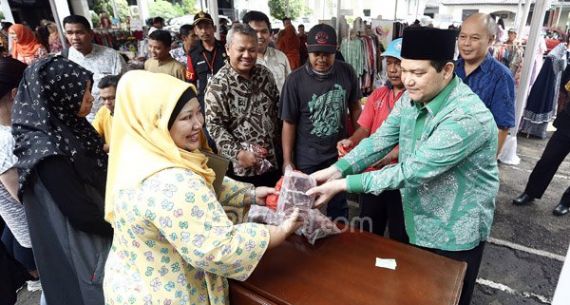 KPU Gelar Bazar Ramadhan - JPNN.com