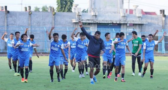 Jelang Kontra MU, PSM Makassar Mantapkan Latihan - JPNN.com
