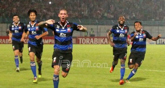 Madura United Beri Persija Jakarta 3 Gol Tanpa Balas - JPNN.com