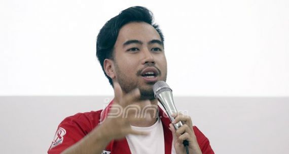 Vidi Aldiano Hadiri Peringatan Hari Aids Sedunia di SMU 70 Jakarta - JPNN.com