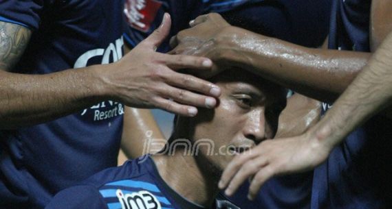 Gol Arif Suyono Bawa Arema Menang Atas Bali United - JPNN.com