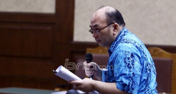 Bacakan Pledoi, Andri Tristianto Mengaku Menyesal - JPNN.com