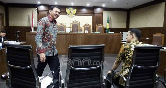 Ahok dan Sunny Tanuwidjaja Bersaksi pada Sidang M Sanusi - JPNN.com