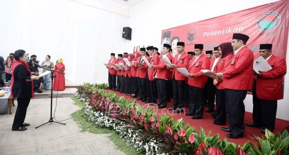 Megawati Soekarnoputri Lantik Pengurus Pusat Bamusi 2016-2020 - JPNN.com