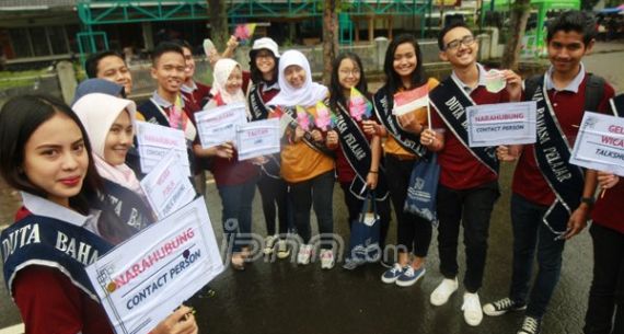 Semangat Sumpah Pemuda, Duta Pelajar Jabar Lakukan Pawai GCBI - JPNN.com