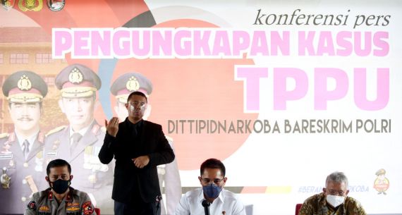 Pengungkapan Tindak Pidana Pencucian Uang Kejahatan Narkoba - JPNN.com