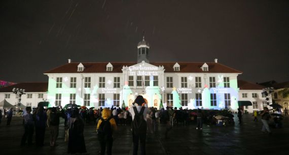 Suasana Natal di Kota Tua - JPNN.com