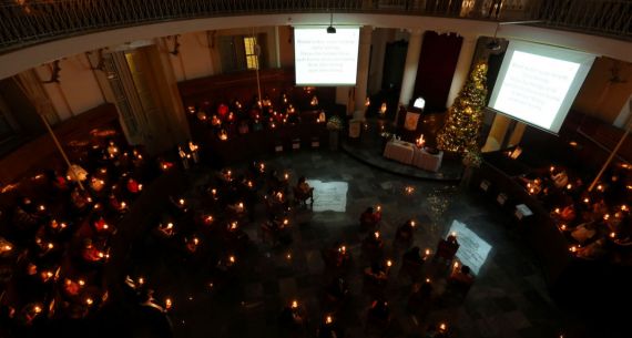 Misa Malam Natal di Gereja Immanuel - JPNN.com