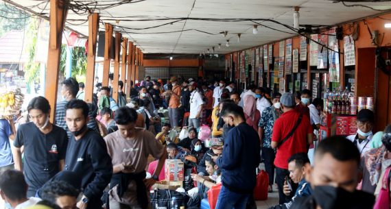 Terminal Kalideres Mulai Dipadati Pemudik - JPNN.com