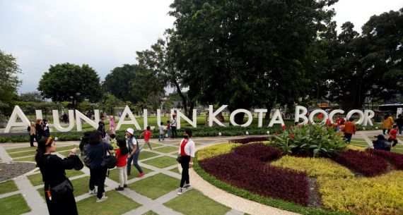 Alun-Alun Kota Bogor Menjadi Tempat Favorit Libur Lebaran - JPNN.com