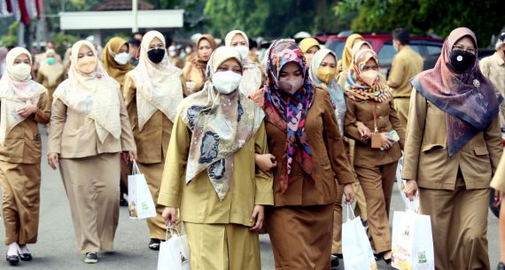 ASN di Hari Pertama Kerja Setelah Lebaran - JPNN.com