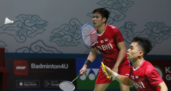 Leo Rolly Carnando dan Daniel Marthin Tumbang di Indonesia Open 2022 - JPNN.com