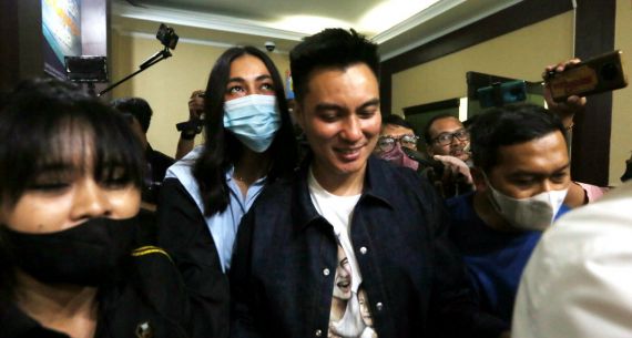 Baim Wong dan Paula Verhoeven Diperiksa Polres Jakarta Selatan - JPNN.com