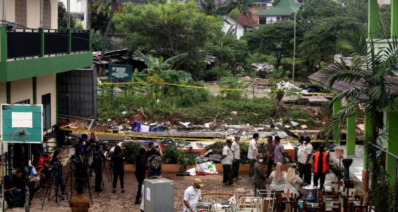 Kondisi MTsN 19 Pondok Labu Jakarta Seusai Diterjang Banjir - JPNN.com