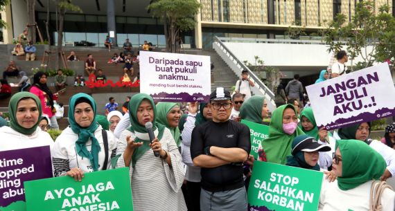 Penandatanganan Petisi Hak-Hak Anak - JPNN.com