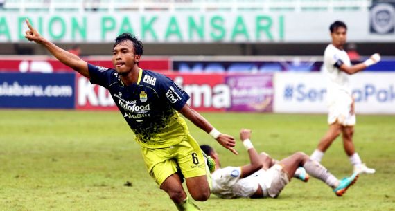 Persib Bandung Menang Melawan Dewa United FC 2-1 - JPNN.com