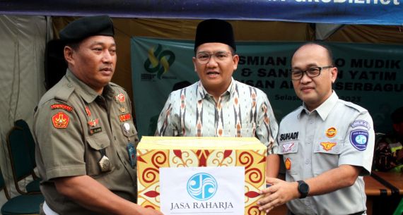 Jasa Rahasia Berikan Paket Sembako ke 603 posko mudik Banser - JPNN.com