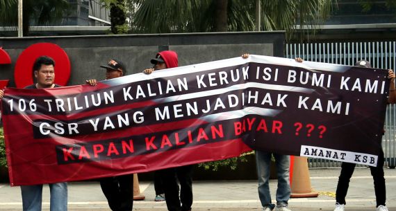 Aksi Menuntut Keadilan Warga Kabupaten Sumbawa Barat - JPNN.com