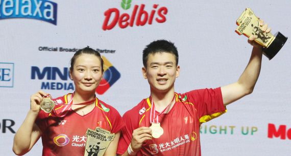 Zheng Si Wei & Huang Ya Qiong Juara Indonesia Open 2023 - JPNN.com