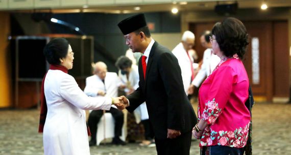 Megawati Lantik Laksdya Amarulla Octavian Jadi Wakil Kepala BRIN - JPNN.com