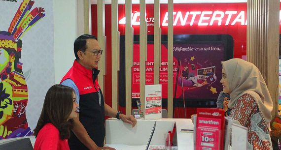 Hari Pelanggan Nasional 2023 dan HUT ke-16 Smartfren - JPNN.com