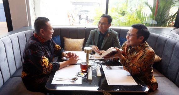 Peluncuran Buku Ketua MPR RI Bambang Soesatyo Konstitusi Butuh 'Pintu Darurat' - JPNN.com
