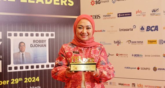 Bank bjb Raih Penghargaan Top 100 CEO & The 200 Future Leaders Forum 2024 - JPNN.com