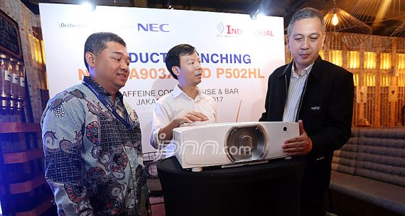 NEC Hadirkan Projector Seri PA Generasi Ketiga - JPNN.com