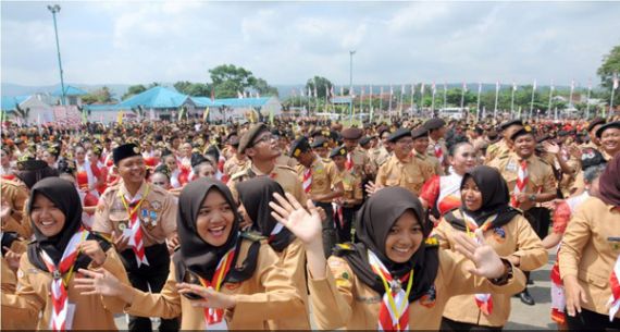 Ribuan Peserta Ikuti Peringatan Hari Pramuka Ke-56 Kwarda Jawa Tengah - JPNN.com