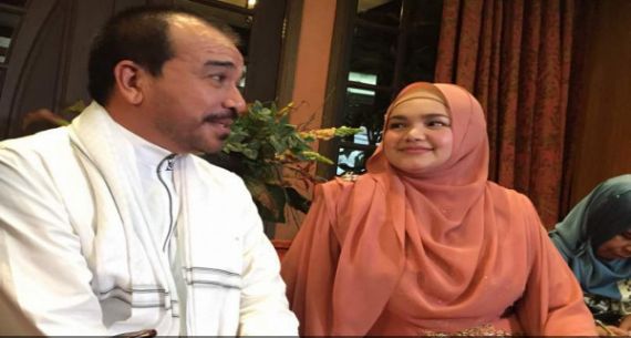 Siti Nurhaliza Hamil Anak Pertama - JPNN.com