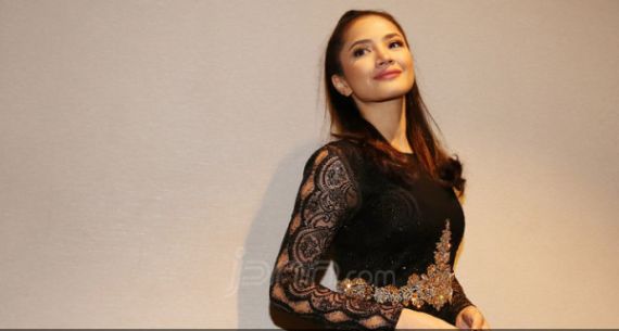 Nur Fazura - JPNN.com