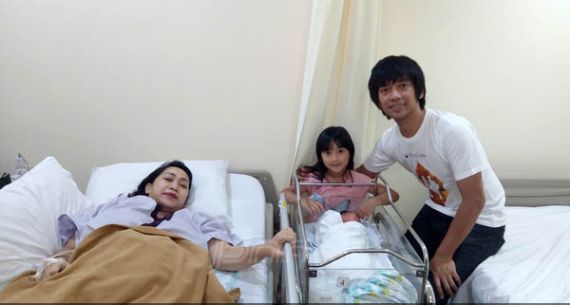 Rian D'Masiv Dikaruniai Anak Kedua - JPNN.com