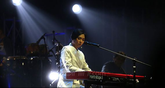 Isyana Sarasvati - JPNN.com