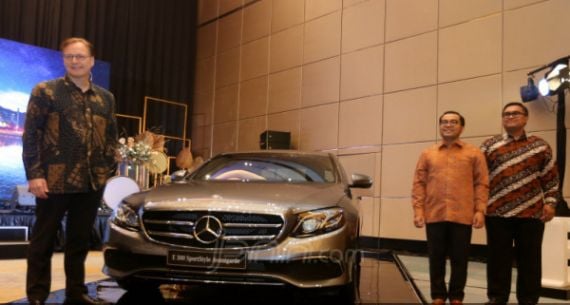 Mercedes-Benz Luncurkan Dua Varian Mesin Baru E-Class - JPNN.com