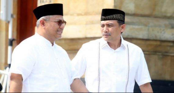 Ketua KPU dan Mantan Menpora era SBY Hadiri Pemakaman Almarhumah Ani Yudhoyono - JPNN.com