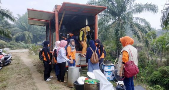 BPBD Bangun Dapur Umum untuk Pemadam Karhutla - JPNN.com