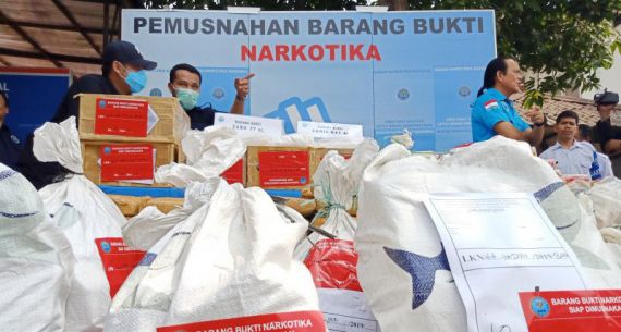 BNN Musnahkan Barang Bukti Narkoba - JPNN.com