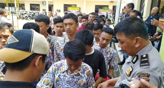 Hendak Ikut Unjuk Rasa, Pelajar Cianjur Diamankan - JPNN.com