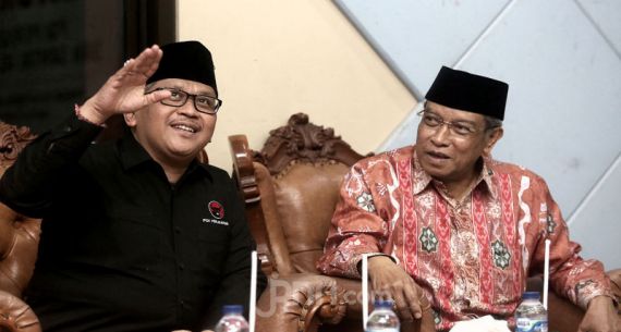 Hasto Kristiyanto Berkunjung ke Pondok Pesantren Luhur Al Tsaqafah - JPNN.com