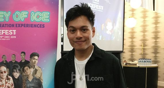 Rendy Pandugo Tampil di Icefest 2019 - JPNN.com