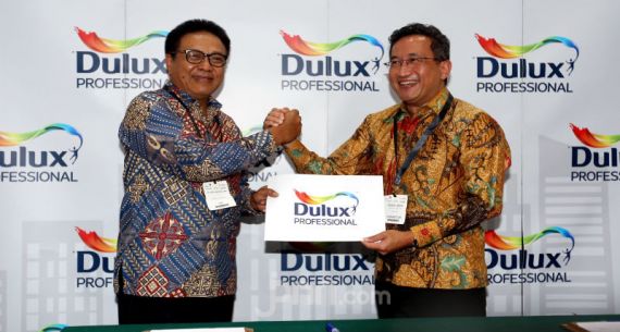 Mitra Dulux Dapatkan Sertifikasi Kompetensi Kerja Bidang Jasa Kontruksi dari LPJK Nasional - JPNN.com