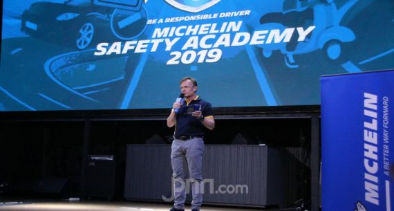 Michelin Ajak Generasi Muda Indonesia Safety Riding - JPNN.com